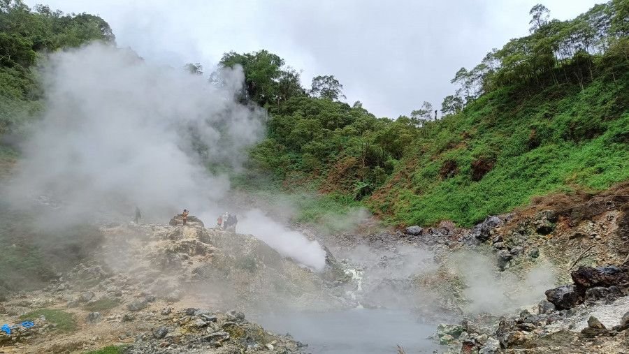 Kawah Air Panas Bukit Hitam: Pesona Alam Bengkulu yang Menenangkan
