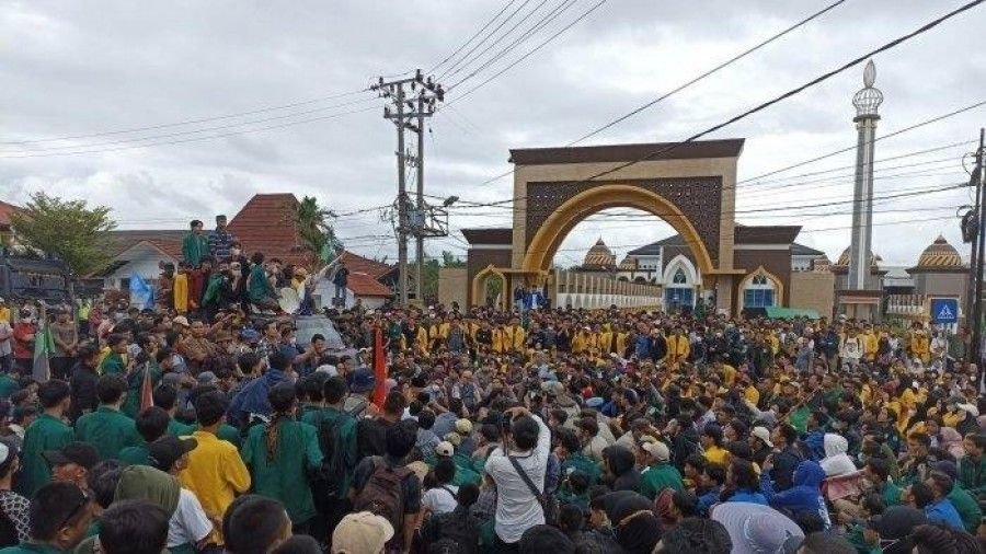 Video Janji 100 Hari Viral, Mahasiswa Bengkulu Demo Tuntut Gubernur Bertanggung Jawab